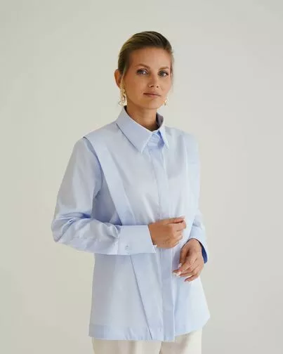 Женская рубашка голубая из хлопка с интересной манжетой под пуговицы 8550 от ByME 