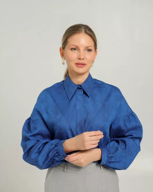 Женская рубашка полуприталенная  синяя  из района и тенсела  синяя - 8753 от byME 