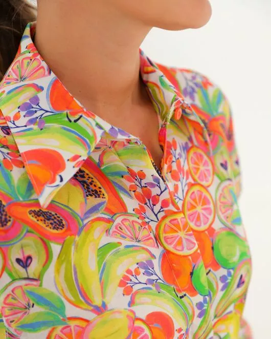 Женская рубашка из крапивы с принтом фруктовое ассорти-8776 от ByME 