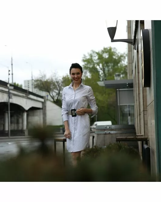 Платье-рубашка белое в горох с поясом прямой силуэт - 7540 от DoubleCuff 