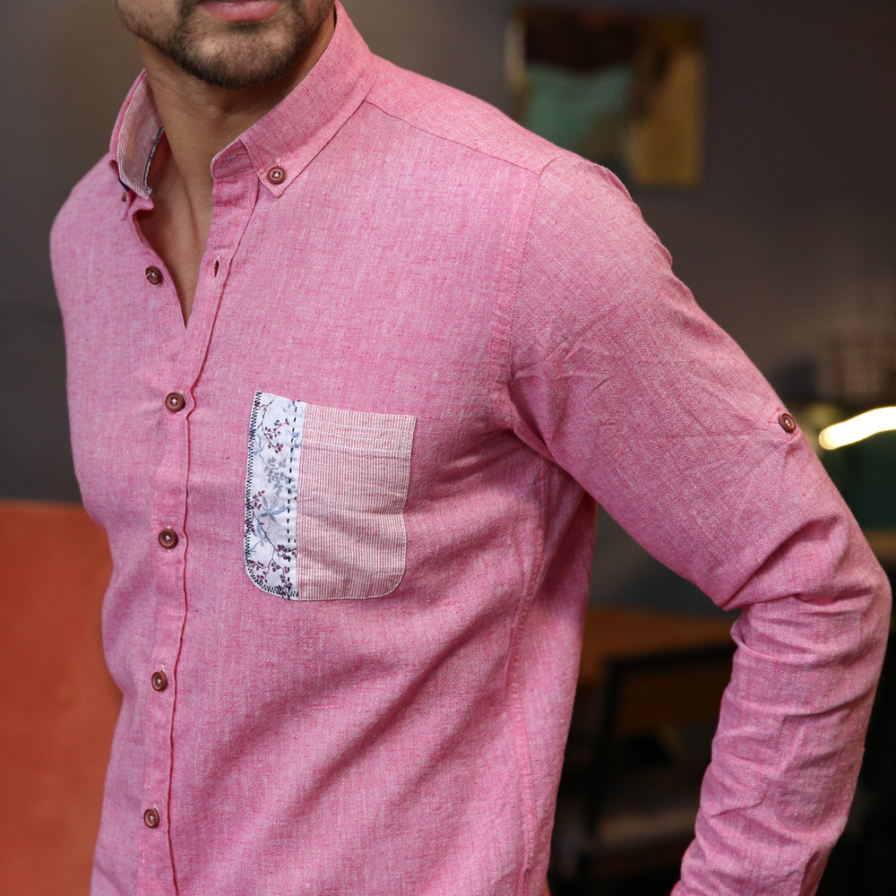 Рубашка пермь купить. Кортиджиани рубашка лен. Розовая рубашка. Стильные мужские рубашки. Модные льняные мужские рубашки.