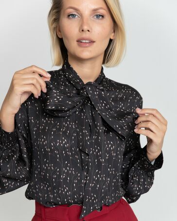 Женская блузка с бантом чёрная с принтом - 8379 от ByME 