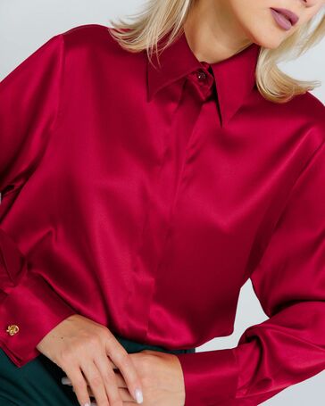 Женская блуза из шёлка в рубиновом цвете с универсальной манжетой - 8627 от ByME 