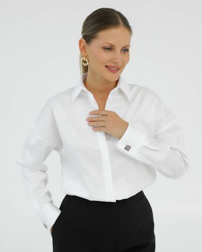 Рубашка хлопковая белая в прямом силуэте с универсальной манжетой 8931 от byME 
