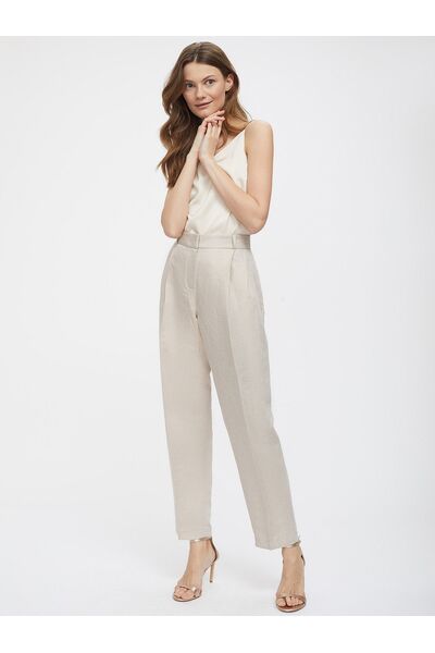 Льняные брюки с защипами от byME 