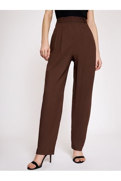 Брюки-бананы со складками CA-2-377012-024 от byME 