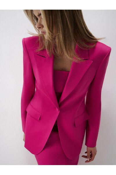 Женский приталенный пиджак на одной пуговице цикламен от ByME 