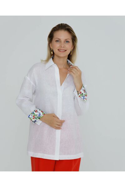 Рубашка льняная женская в белом цвете в прямом силуэте с универсальной манжетой - 8579 от byME 