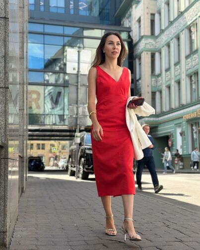 Платье красное из тенсела-025077 от  