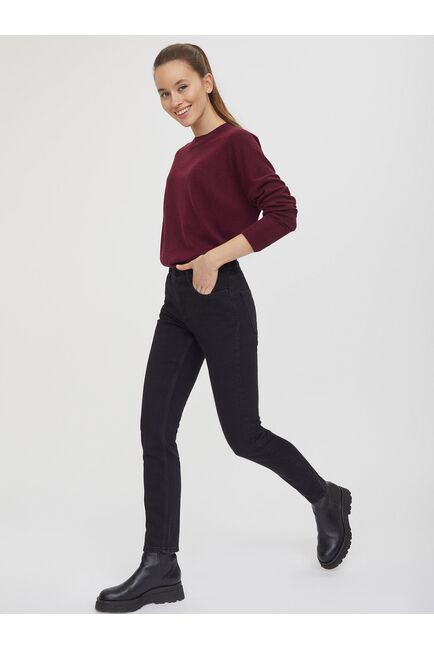 Джинсы средней посадки от byME 