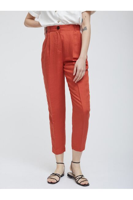 Льняные брюки с защипами от byME 