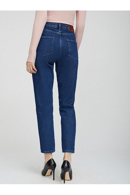 Джинсы женские прямые укороченные от byME 