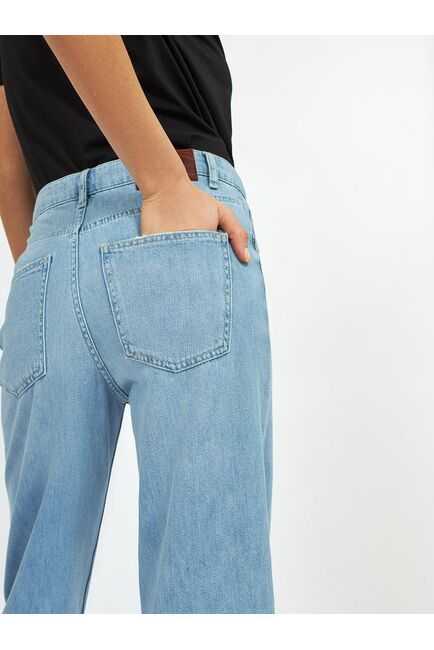 Джинсы женские светло-голубые от byME 