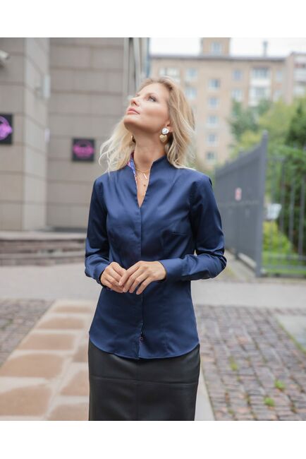 Женская рубашка под пуговицы темно-синяя воротник стойка - 8046 от byME 