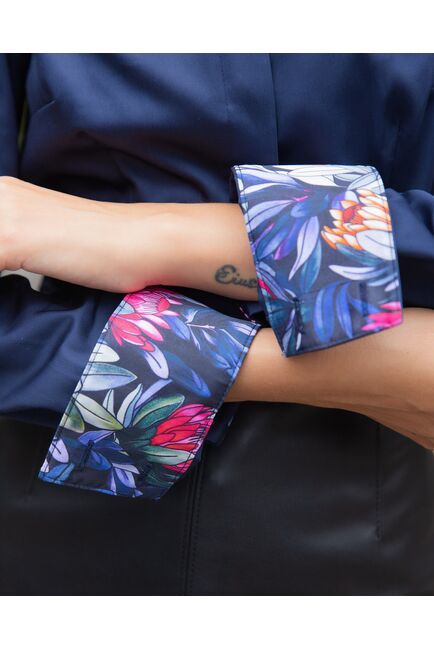 Женская рубашка под пуговицы темно-синяя воротник стойка - 8046 от byME 