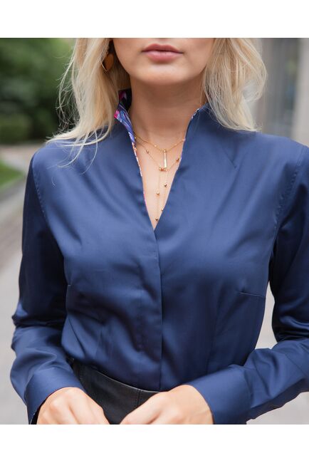 Женская рубашка под пуговицы темно-синяя воротник стойка - 8046 от byME 
