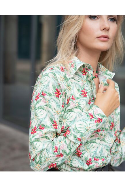 Женская рубашка под пуговицы полуприталенная тропический узор - 8058 от byME 