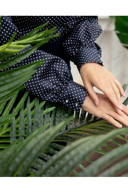 Женская рубашка с объемным рукавом черная в горох - 8071 от byME 