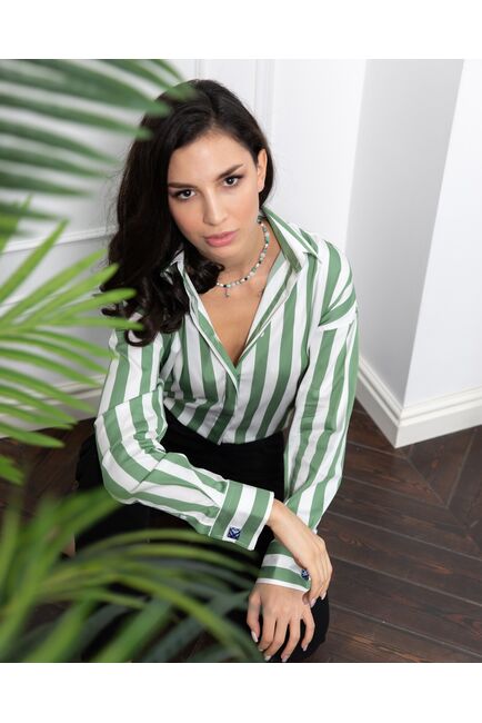 Женская рубашка в оверсайз силуэте в полоску без отделки- 8089 от byME 