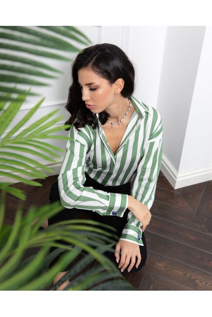 Женская рубашка в оверсайз силуэте в полоску без отделки- 8089 от byME 