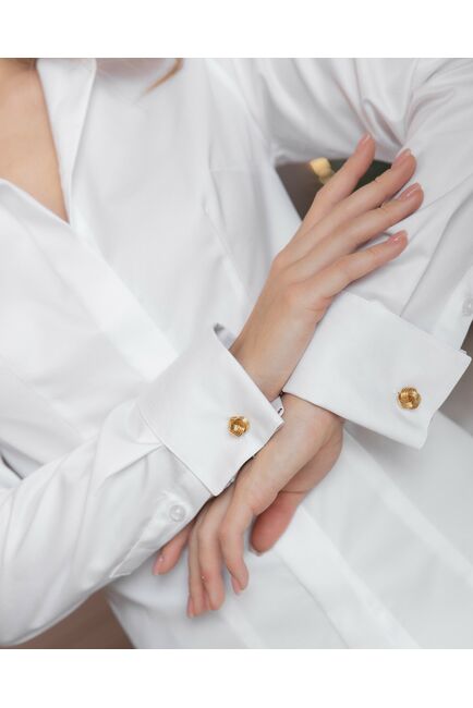 Женская рубашка под запонку с супатной застежкой с отделкой лепестки - 8136 от byME 