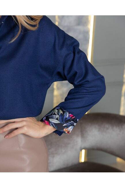 Женская рубашка в оверсайз силуэте с отделкой цветы - 8146 от ByME 