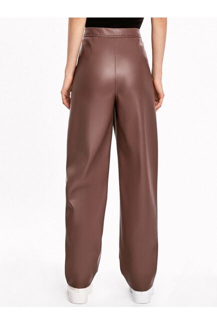Брюки с защипами св.-коричневые СА-0-91205_50007[062] от byME 