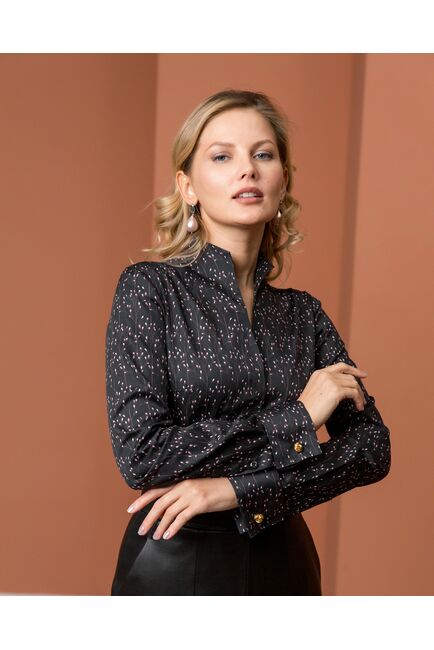 Женская рубашка под запонки воротник стойка черная с принтом - 8197 от byME 