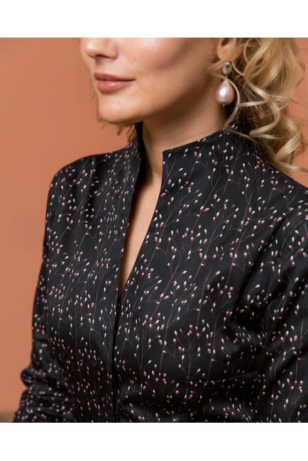 Женская рубашка под запонки воротник стойка черная с принтом - 8197 от byME 