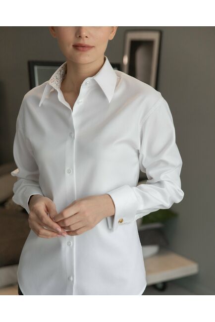 Женская рубашка полуприталенная белая - 8232 от byME 