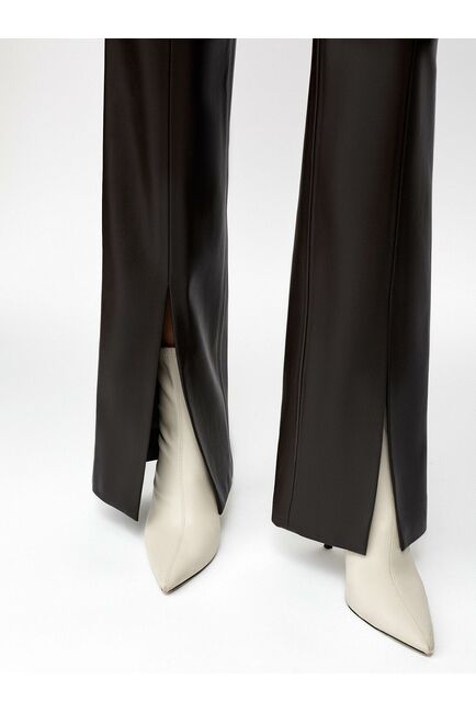 Брюки женские из экокожи тёмно-коричневые от byME 