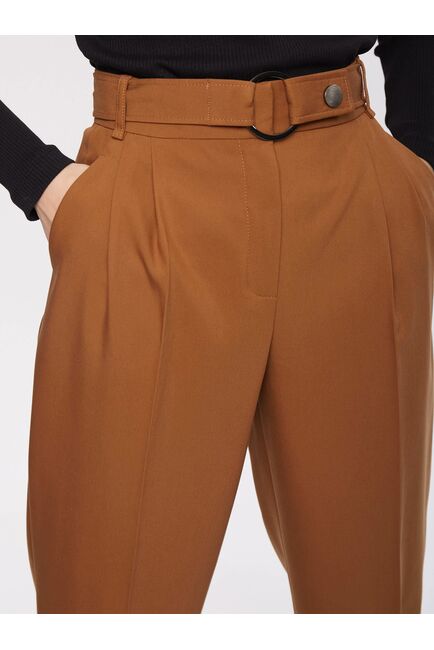 Брюки-бананы с защипами ореховые CA-2-1650261-264 от byME 
