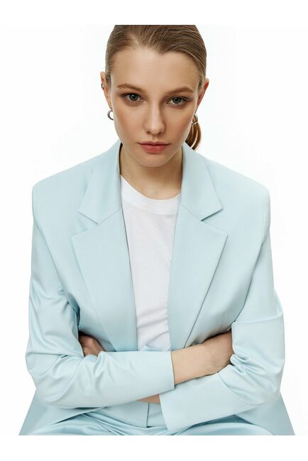 Жакет женский однобортный голубой от ByME 