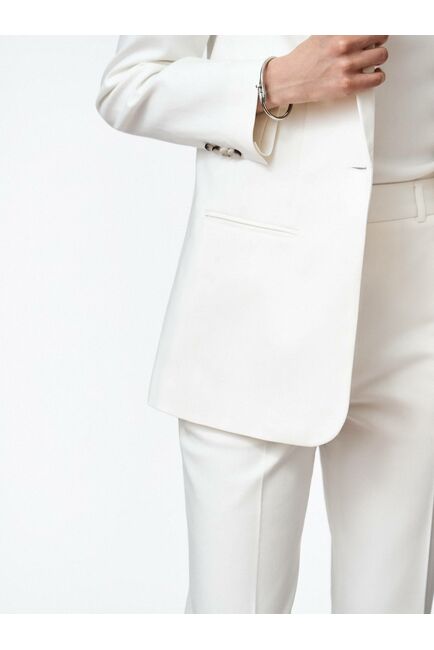 Жакет однобортный белый из смесового хлопка от byME 