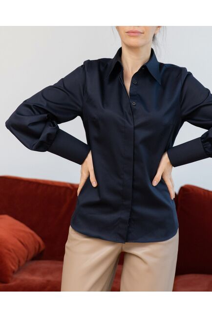 Женская рубашка с пышным рукавом тёмно-синяя - 8250 от byME 