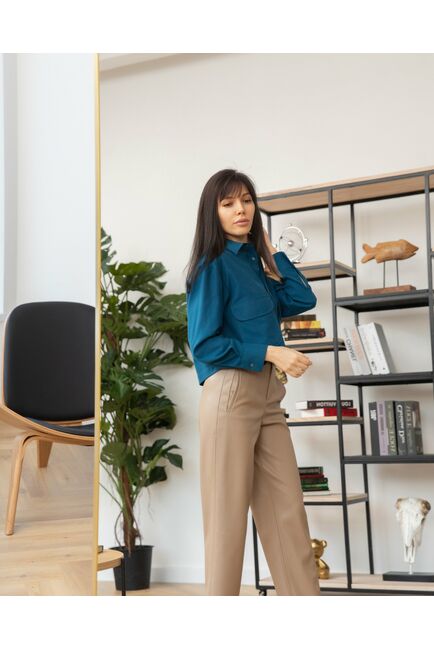 Женская блузка укороченная с карманами кобальт - 8269 от byME 