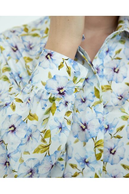Женская рубашка под пуговицу принт голубые цветы - 8271 от byME 