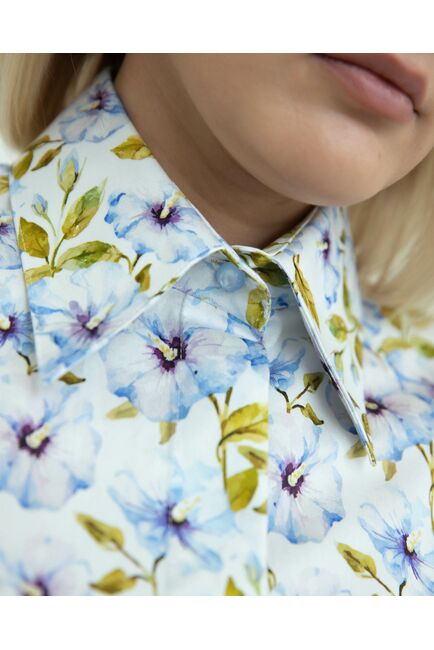 Женская рубашка под пуговицу принт голубые цветы - 8271 от byME 