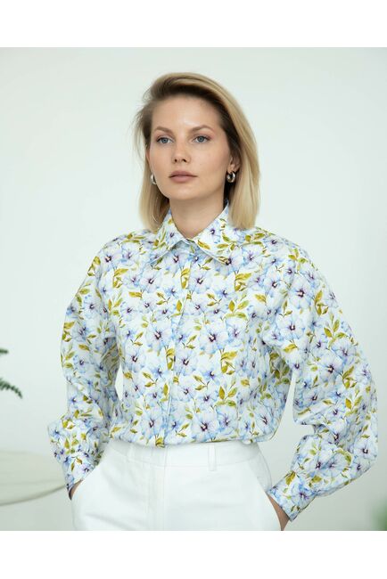 Женская рубашка под пуговицу принт голубые цветы - 8271 от byME 