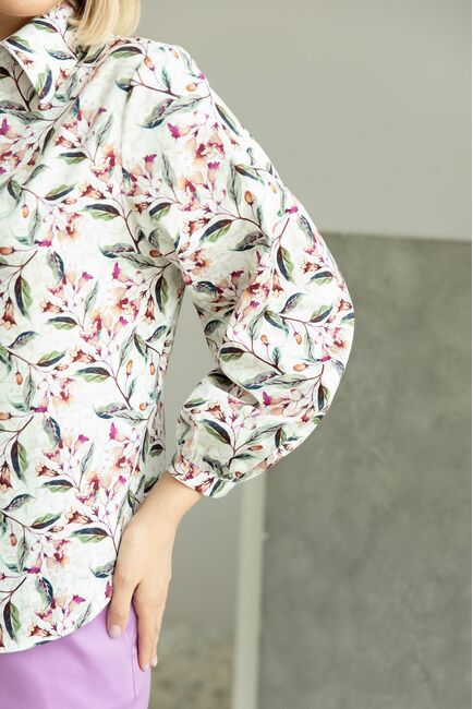 Женская рубашка принт цветы с рукавами фонариками - 8283 от byME 