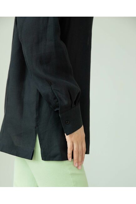 Женская льняная рубашка чёрная с отделкой цветы - 8287 от byME 