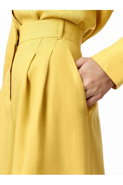 Шорты женские изо льна жёлтые от byME 