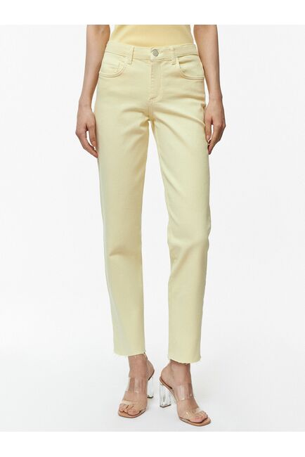 Джинсы женские светло-жёлтые от byME 