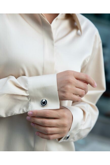 Женская блузка с универсальным манжетом бежевая - 8312 от byME 