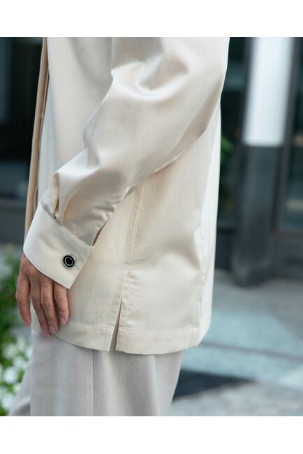 Женская блузка с универсальным манжетом бежевая - 8312 от byME 