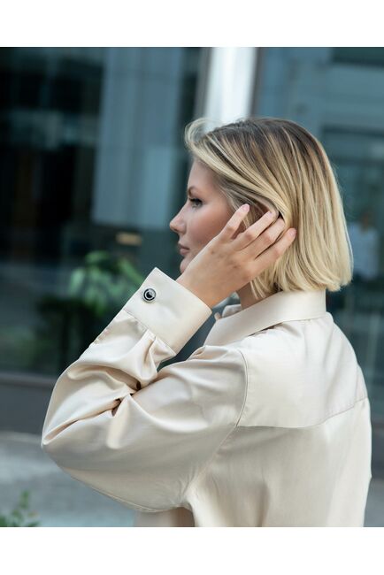 Женская блузка с универсальным манжетом бежевая - 8312 от byME 