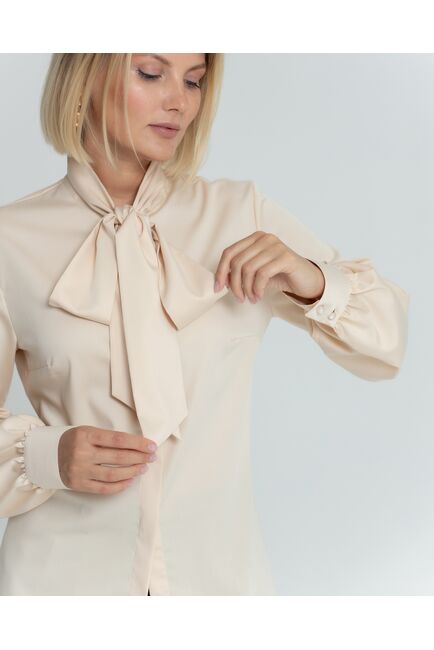 Женская блузка бежевая с бантом - 8378 от byME 
