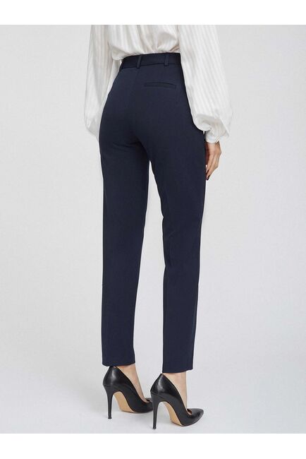 Эластичные брюки со стрелками тёмно-синие от byME 