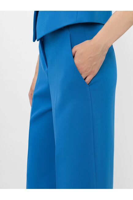 Прямые женские брюки из костюмной ткани цвет аква от byME 