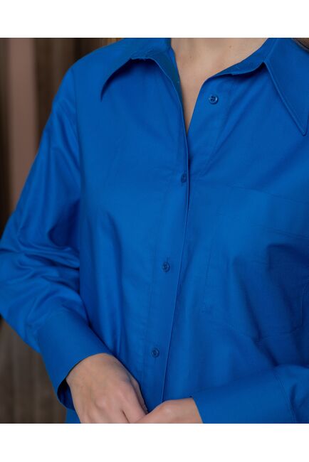 Женская рубашка с универсальным манжетом в оверсайз силуэте синяя - 8384 от ByME 